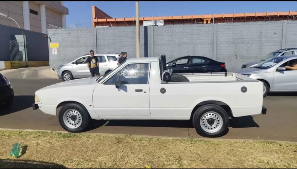 avv-ford-pampa-pampa-l-1-6-4x4-venda-aa1lji8-imagem-003
