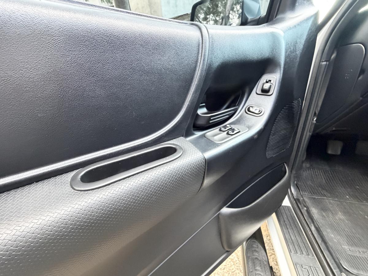 Ranger Sport - Foto #11 do anúncio à venda de Carro clássico