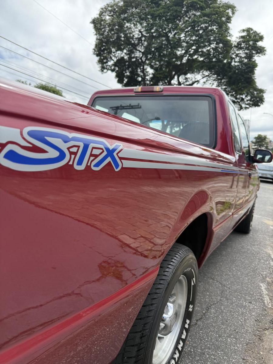 Ranger STX - Foto #4 do anúncio à venda de Carro clássico