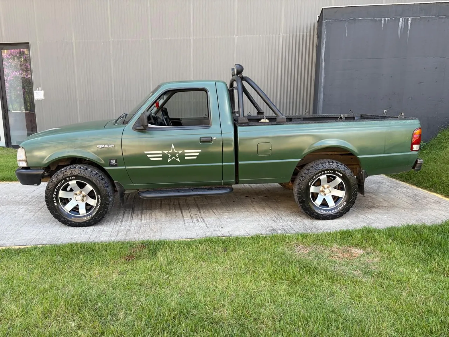 Ranger XL - Foto #3 do anúncio à venda de Carro clássico
