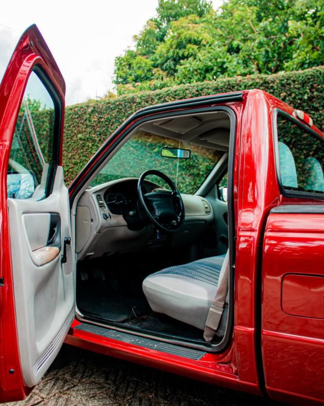 Ranger XL - Foto #2 do anúncio à venda de Carro clássico