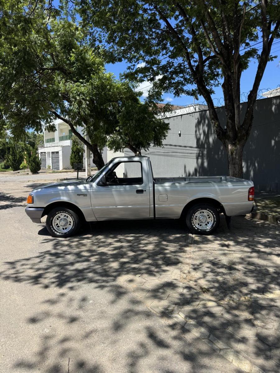 Ranger XL - Foto #7 do anúncio à venda de Carro clássico