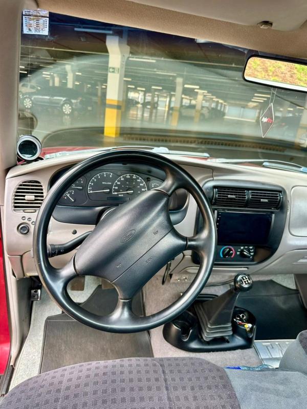 Ranger XL - Foto #9 do anúncio à venda de Carro clássico