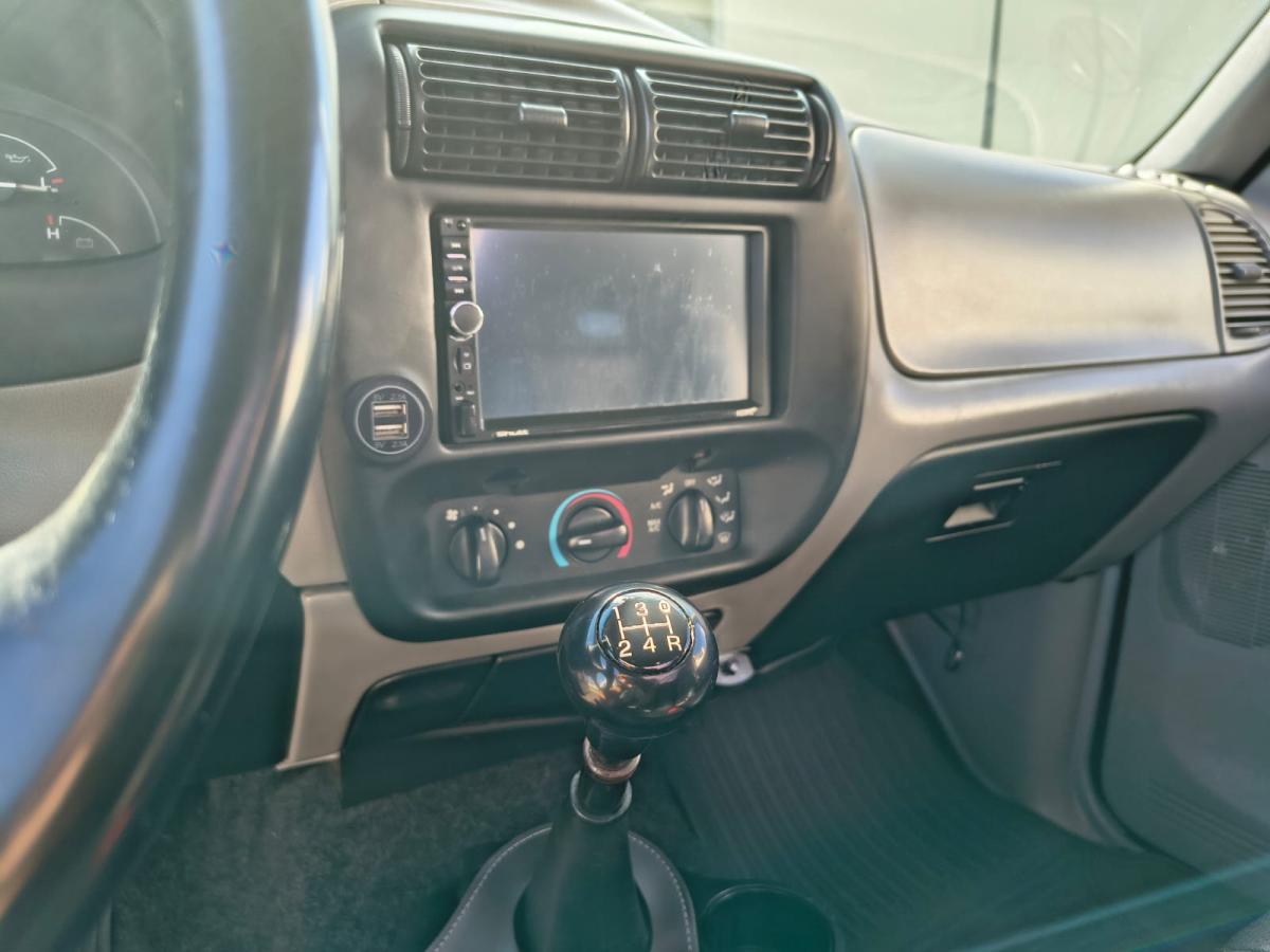 Ranger XL - Foto #9 do anúncio à venda de Carro clássico