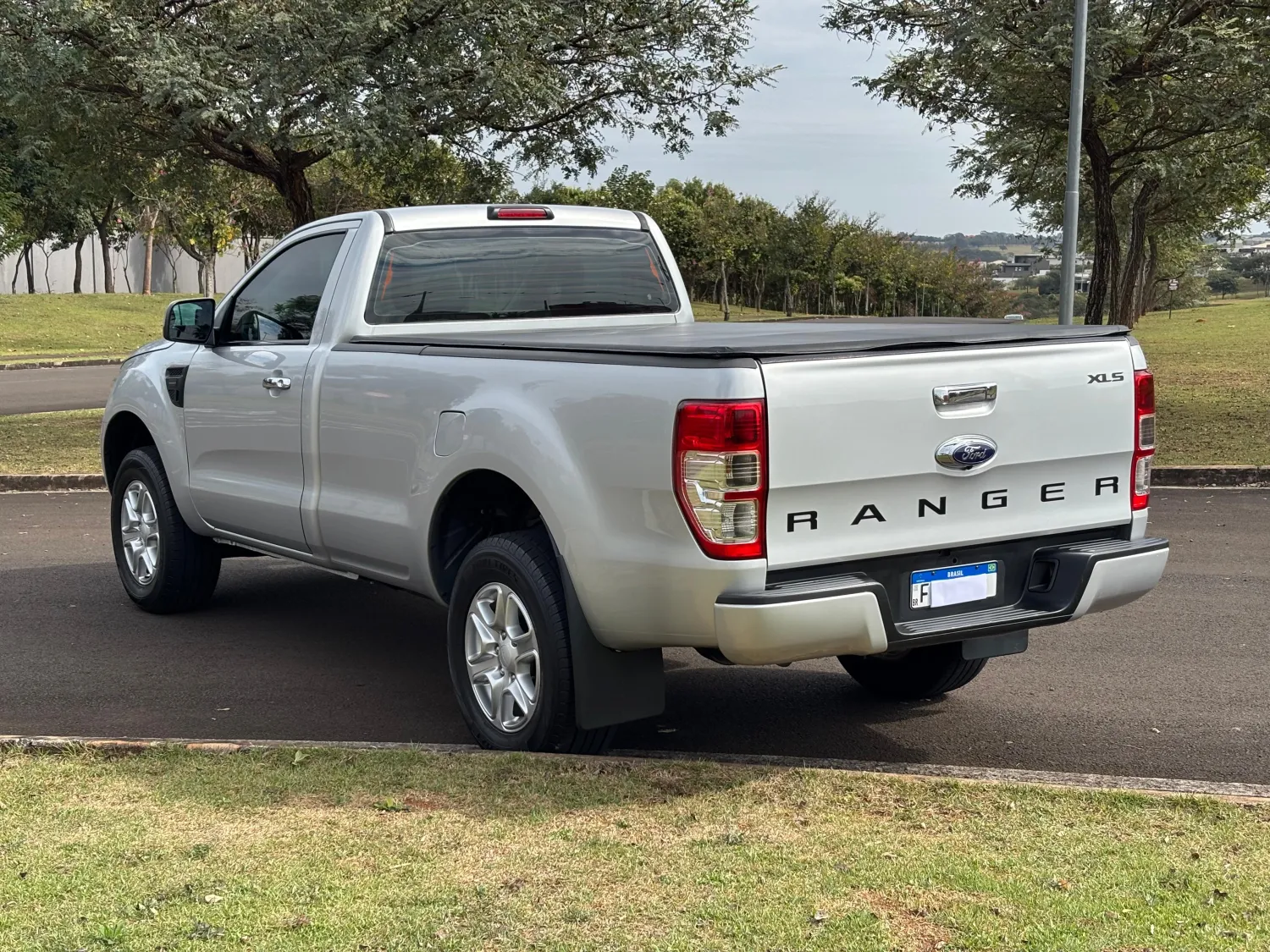 Ranger XLS - Foto #9 do anúncio à venda de Carro clássico