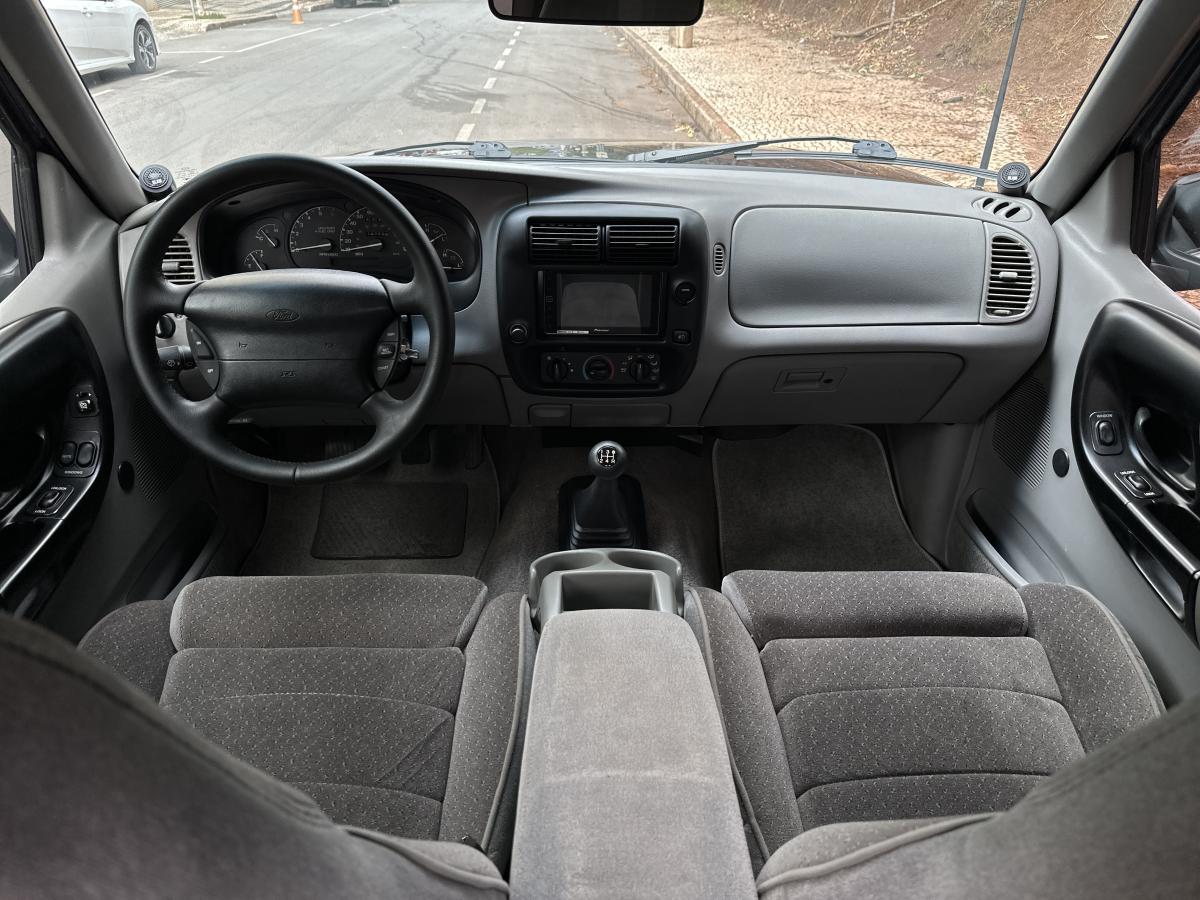 Ranger XLT - Foto #2 do anúncio à venda de Carro clássico