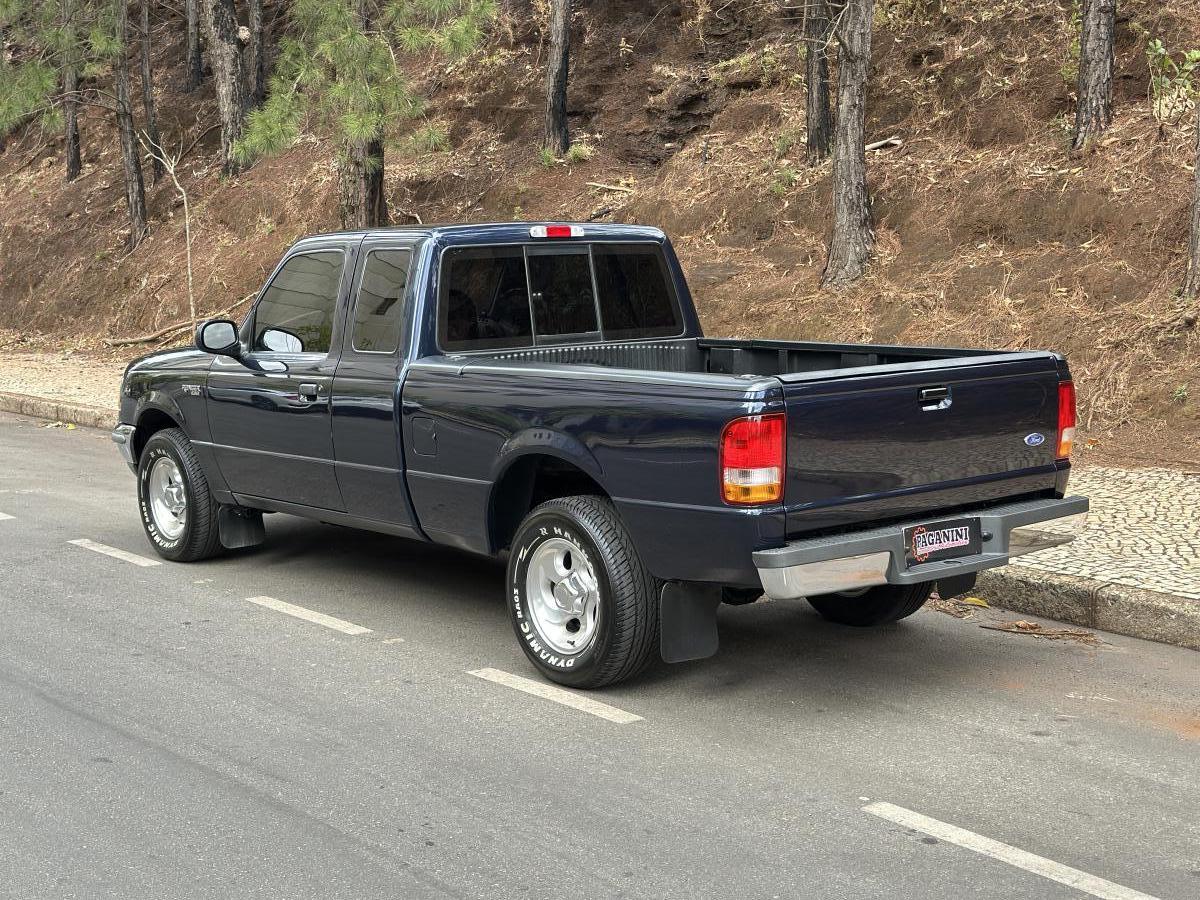 Ranger XLT - Foto #24 do anúncio à venda de Carro clássico