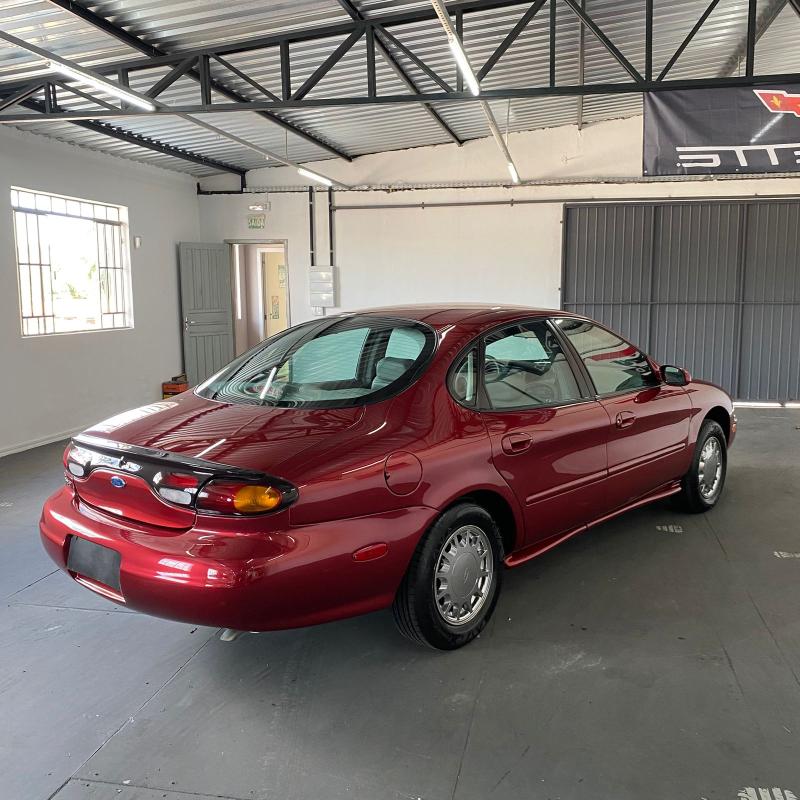 Taurus - Foto #14 do anúncio à venda de Carro clássico