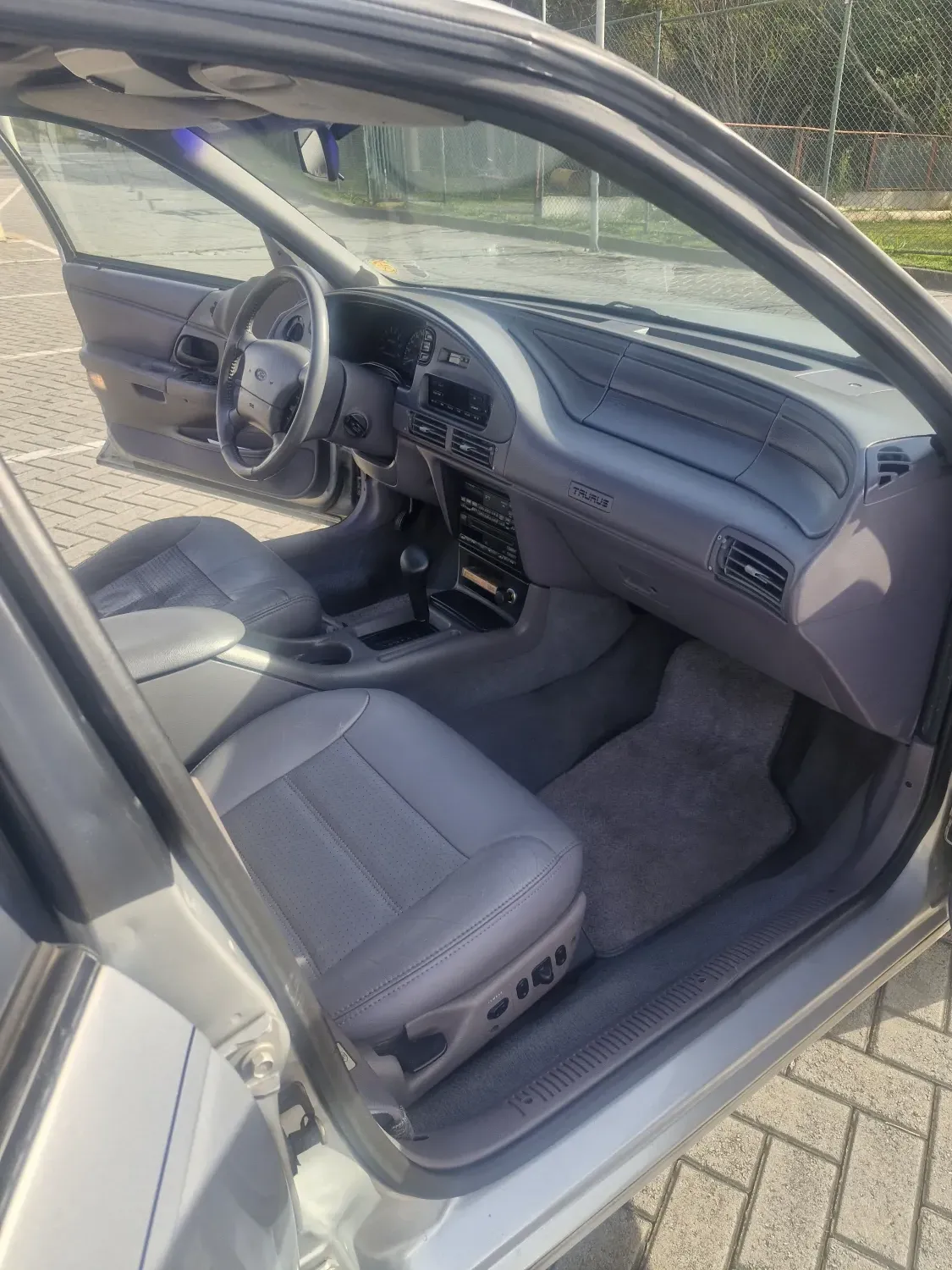 avv-ford-taurus-venda-1f48b04-imagem-008