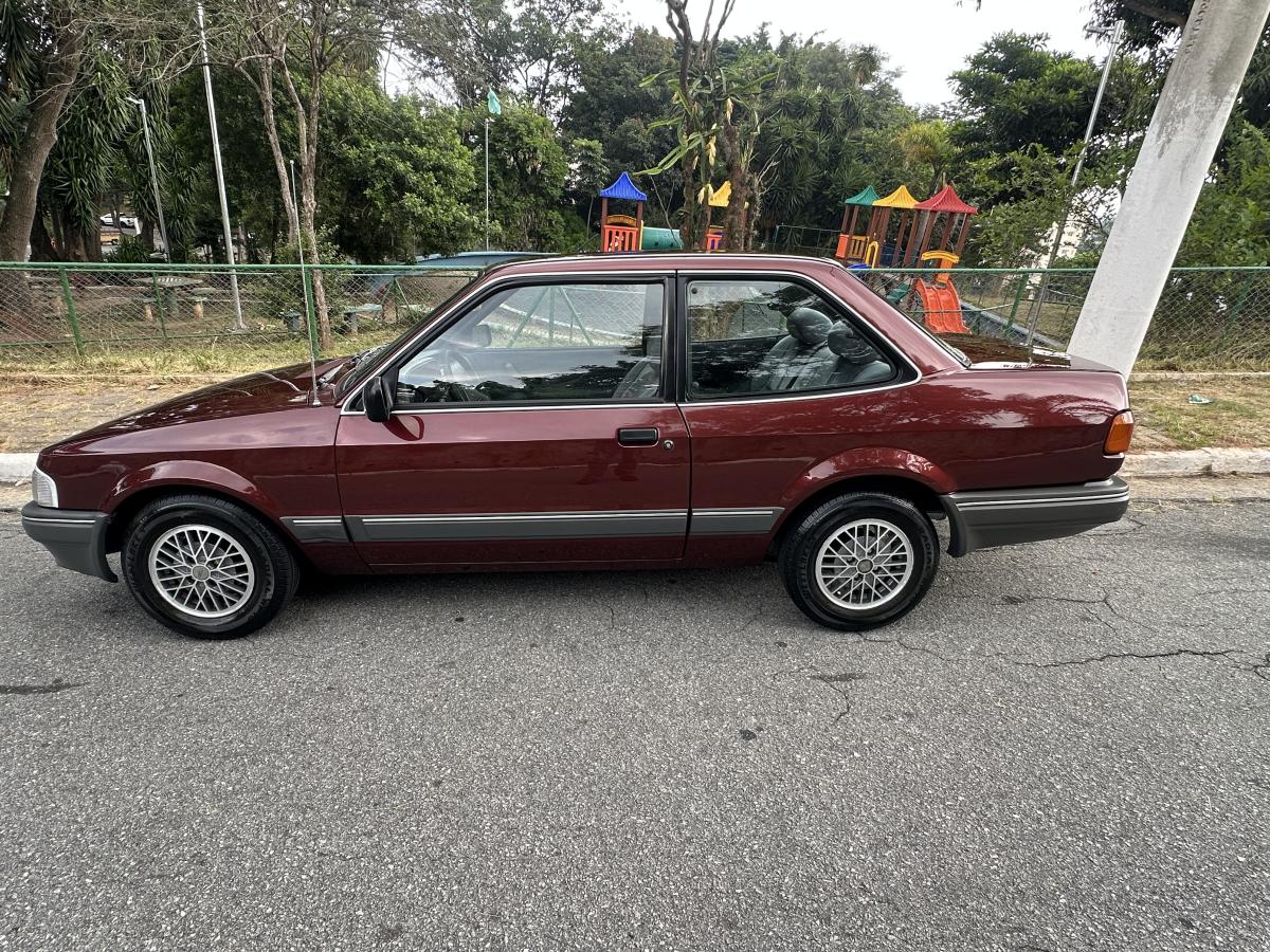 Verona - Foto #10 do anúncio à venda de Carro clássico