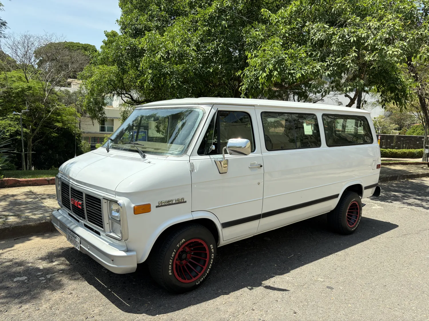 avv-gmc-3500-venda-f36a0e9-imagem-004