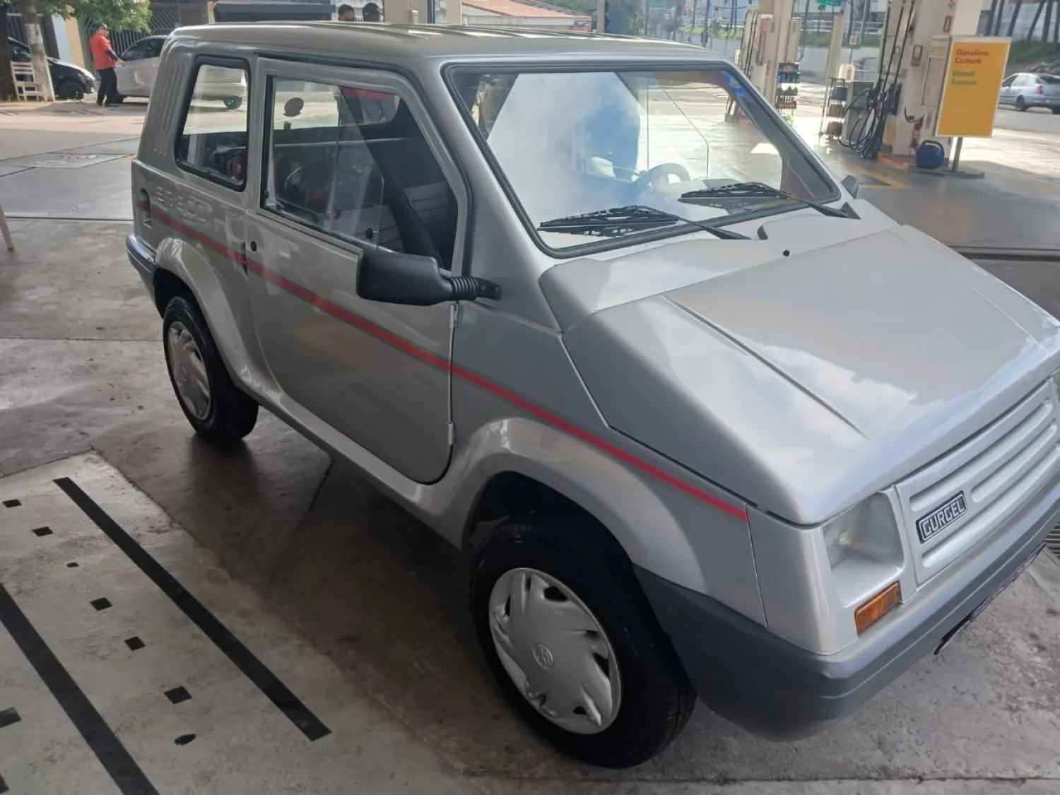 BR 800 - Foto #4 do anúncio à venda de Carro clássico