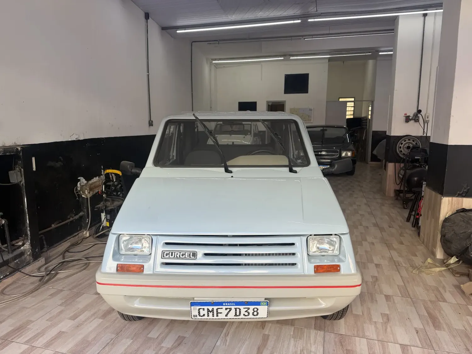 BR 800 - Foto #3 do anúncio à venda de Carro clássico