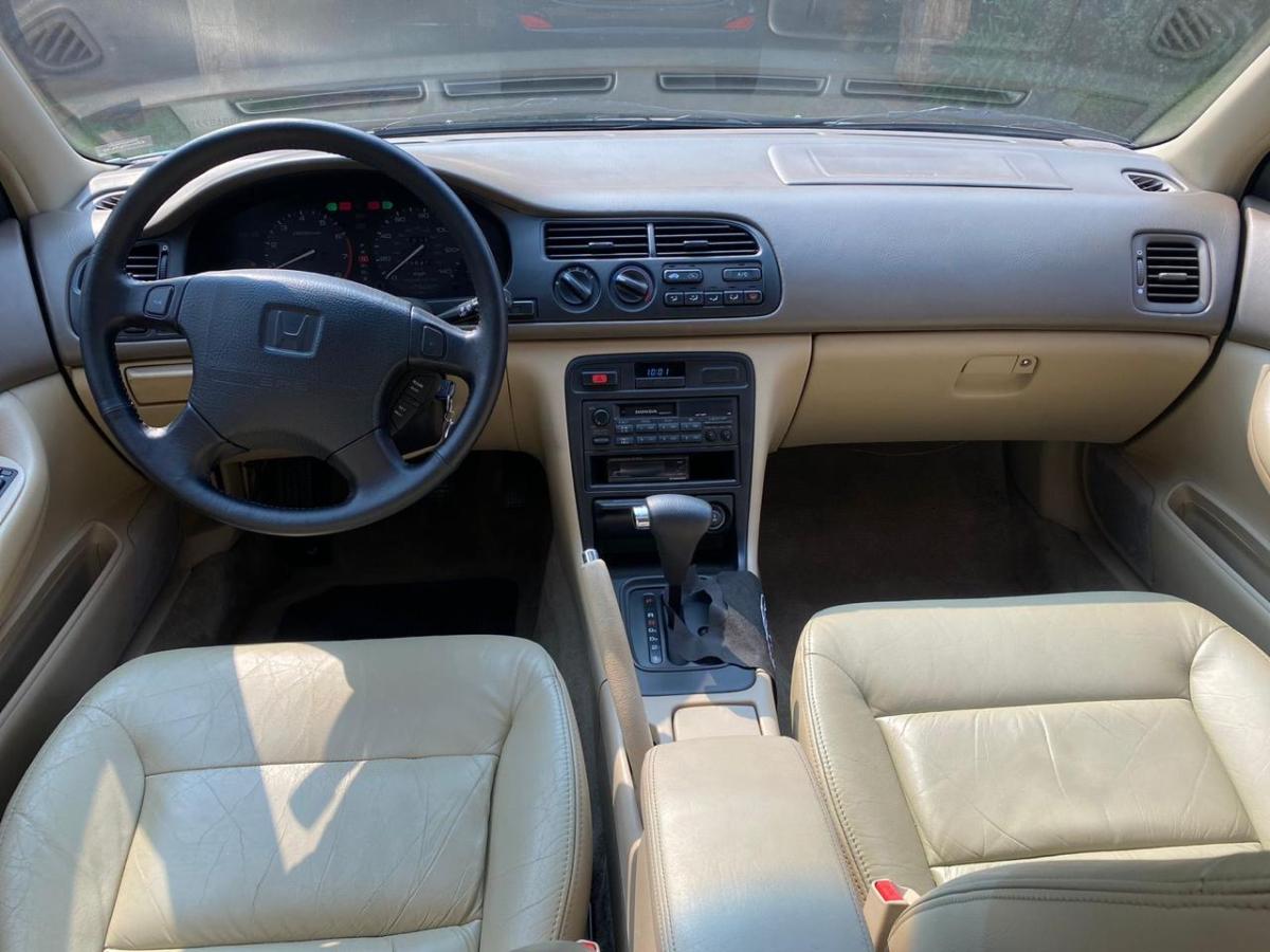 Accord - Foto #11 do anúncio à venda de Carro clássico