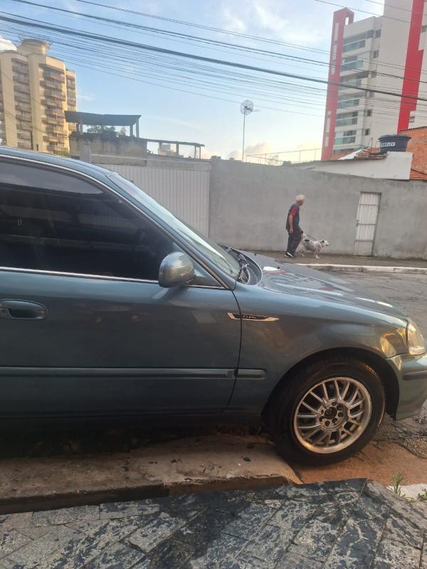 Civic - Foto #28 do anúncio à venda de Carro clássico