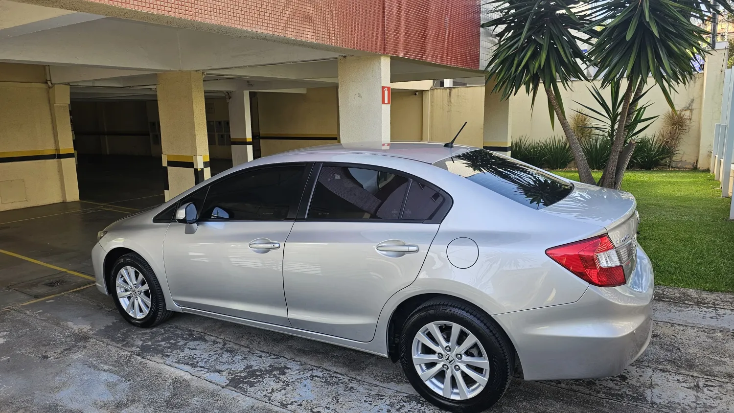 Civic - Foto #5 do anúncio à venda de Carro clássico