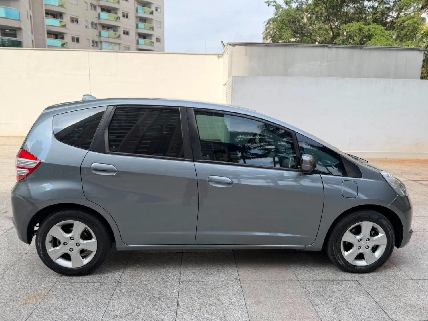 avv-honda-carros-fit-venda-741dd37-imagem-007