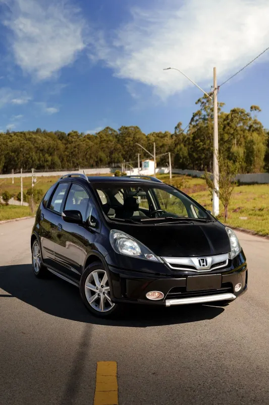 avv-honda-carros-fit-venda-741f870-imagem-008