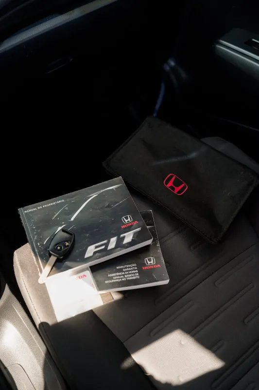 avv-honda-carros-fit-venda-741f870-imagem-025