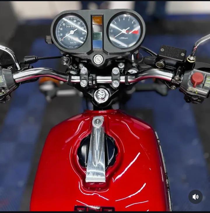 CB 400 - Foto #23 do anúncio à venda de Carro clássico