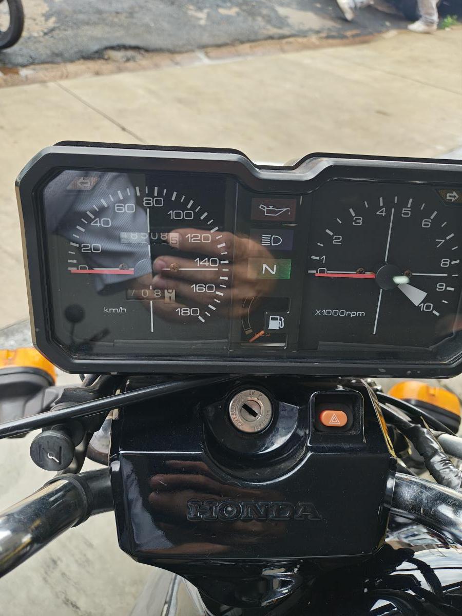 CB 400 - Foto #10 do anúncio à venda de Carro clássico