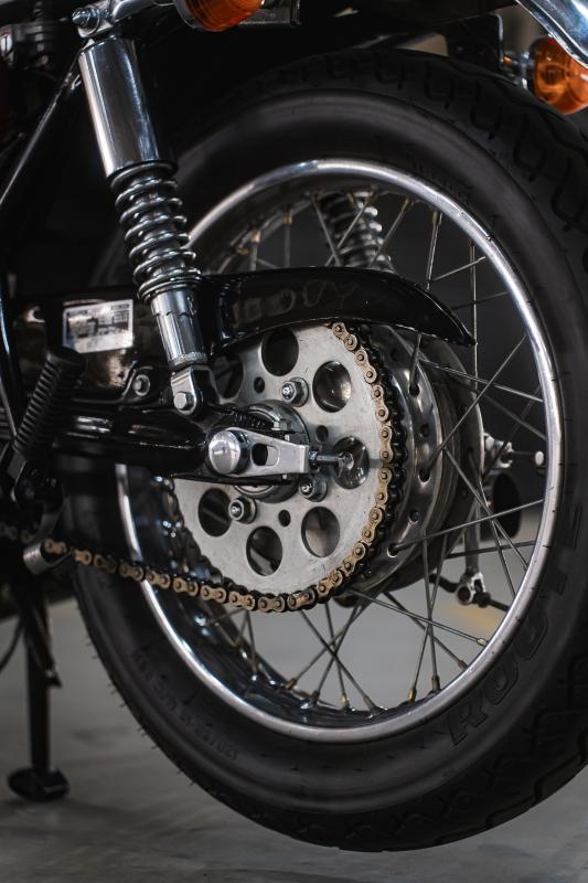 CB 750 - Foto #2 do anúncio à venda de Carro clássico