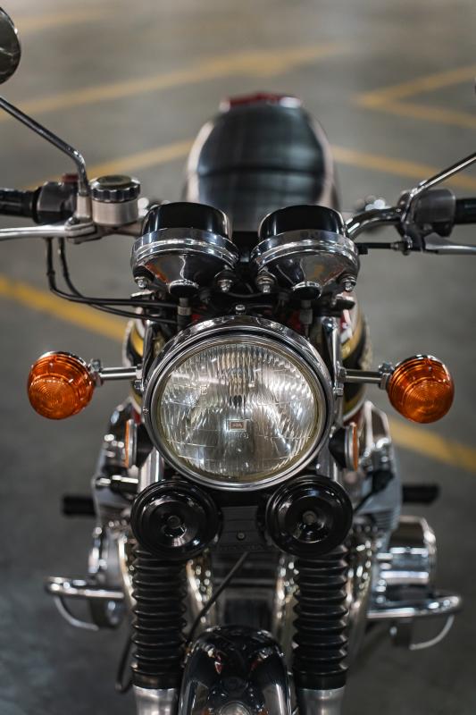 CB 750 - Foto #4 do anúncio à venda de Carro clássico