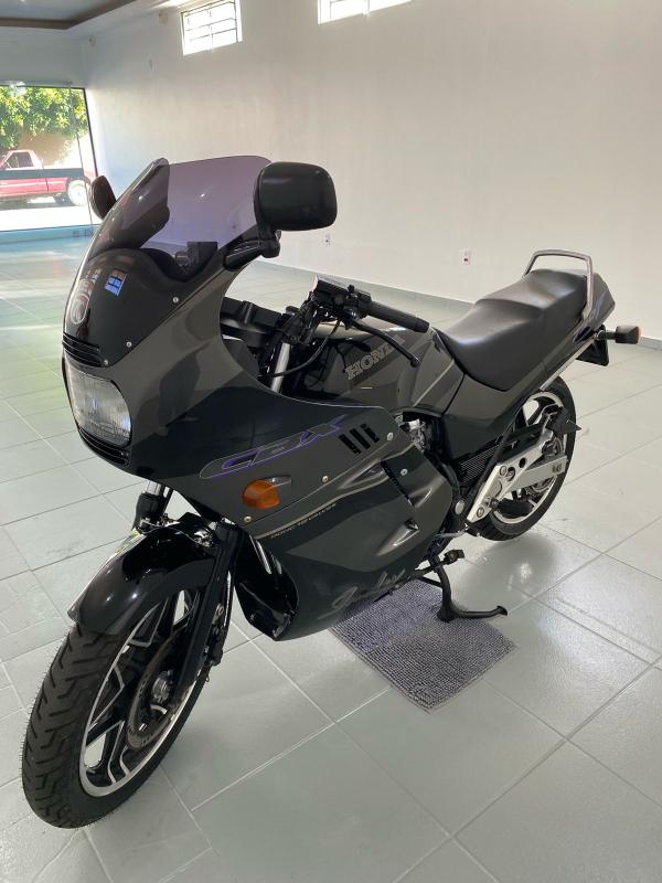 CBX 750 Four - Foto #3 do anúncio à venda de Carro clássico