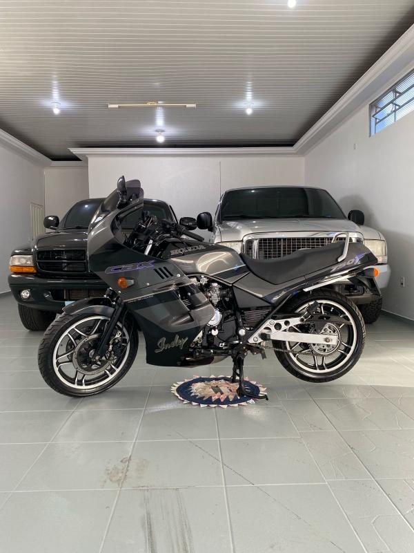 CBX 750 Four - Foto #5 do anúncio à venda de Carro clássico