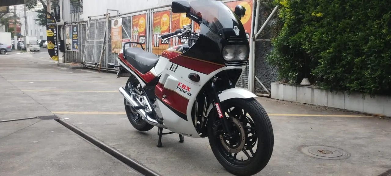 CBX 750 Four - Foto #12 do anúncio à venda de Carro clássico