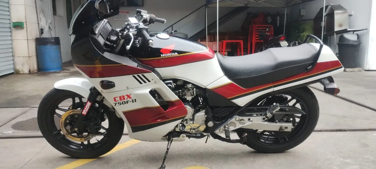 CBX 750 Four - Foto #19 do anúncio à venda de Carro clássico