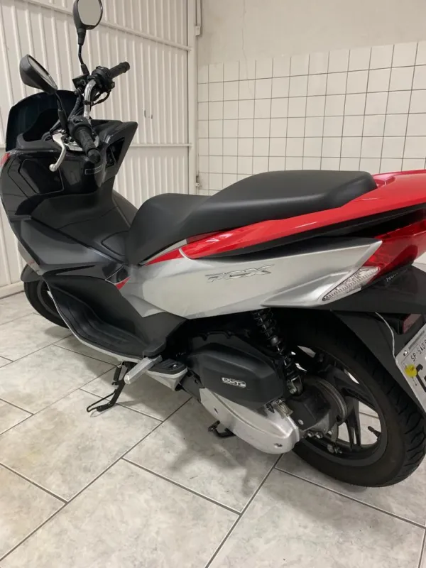 PCX - Foto #8 do anúncio à venda de Carro clássico