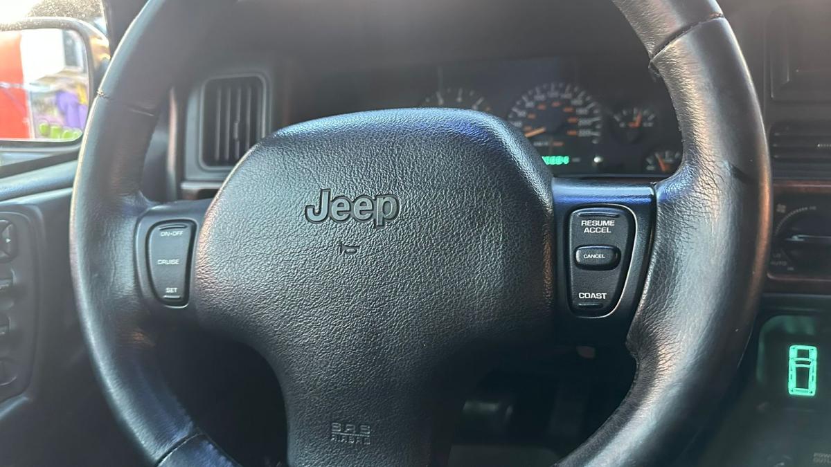 Grand Cherokee - Foto #21 do anúncio à venda de Carro clássico