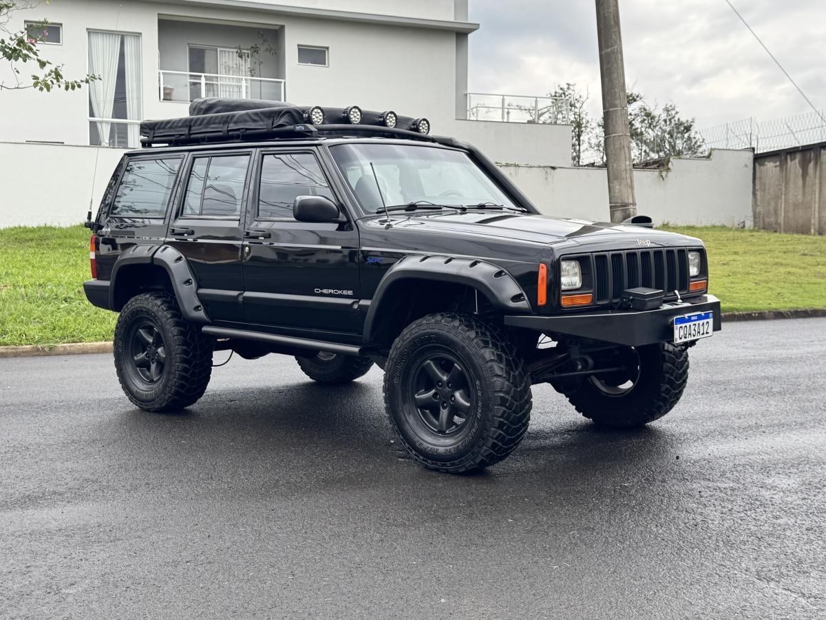 Cherokee - Foto #20 do anúncio à venda de Carro clássico