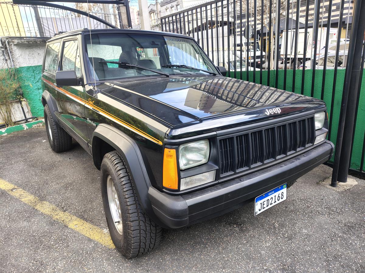 Cherokee - Foto #7 do anúncio à venda de Carro clássico
