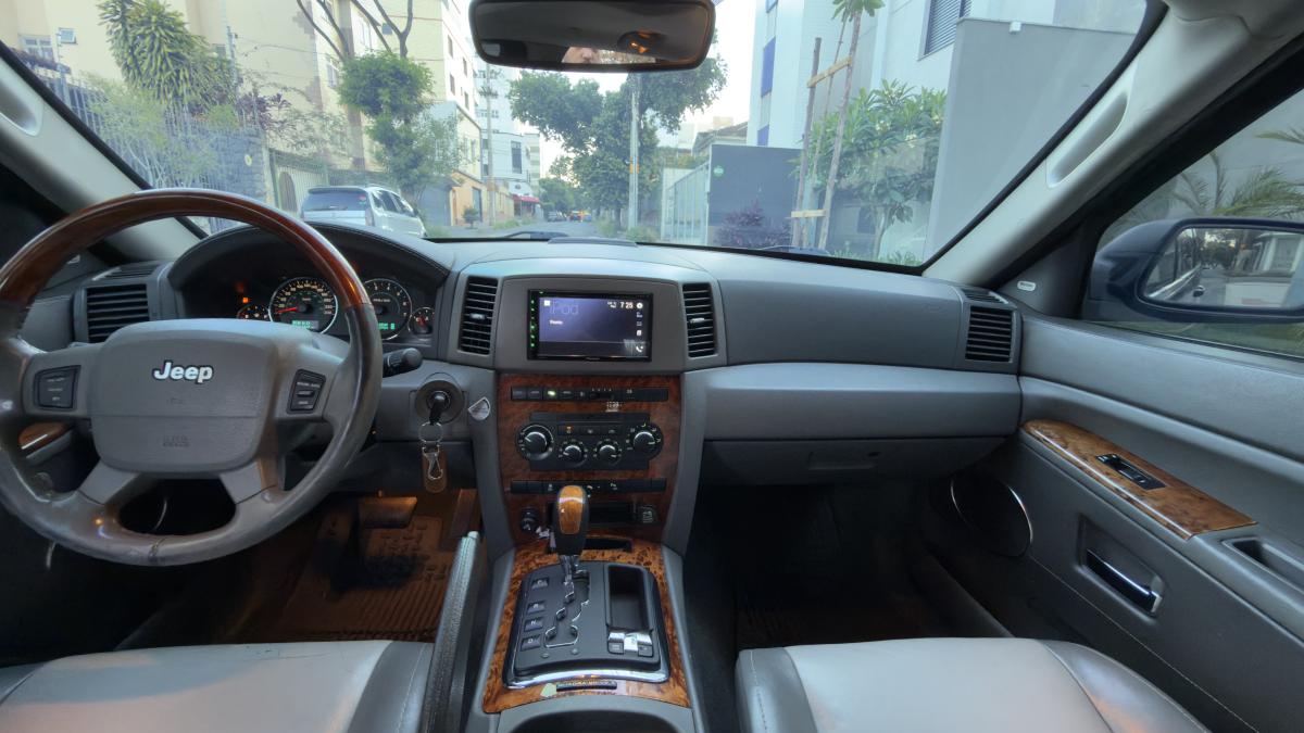 Grand Cherokee - Foto #6 do anúncio à venda de Carro clássico