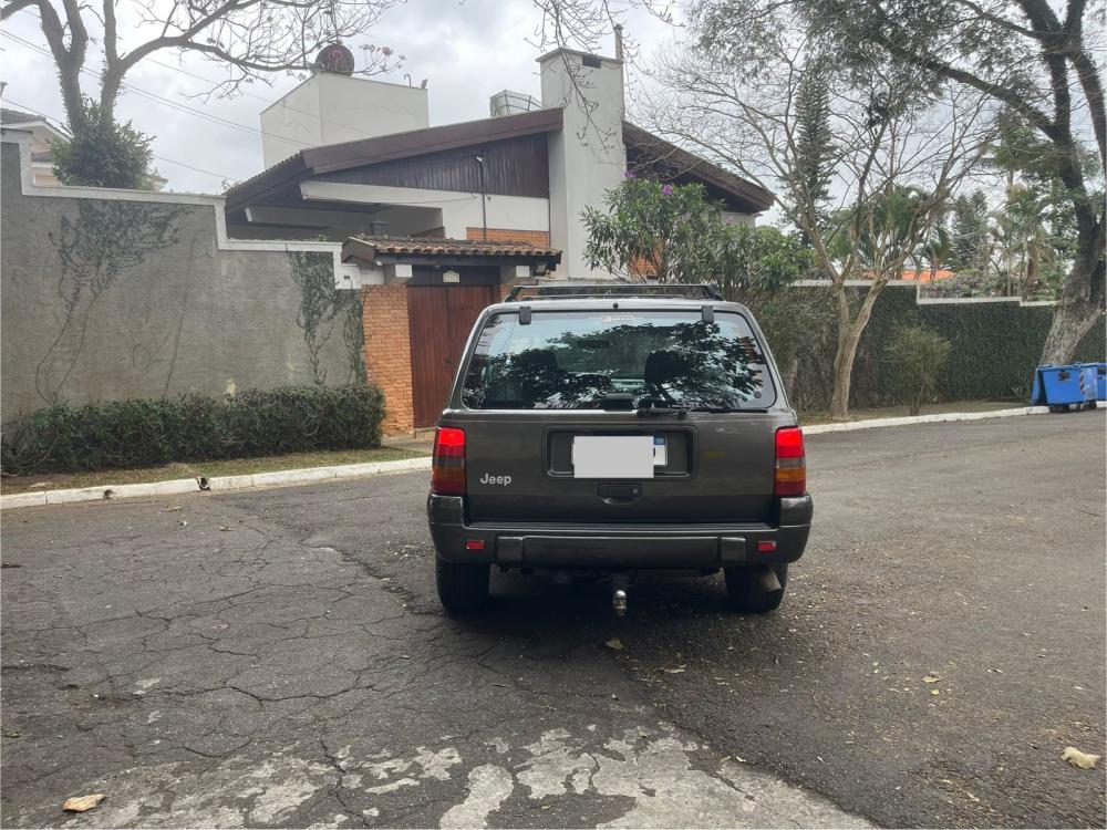 Grand Cherokee - Foto #10 do anúncio à venda de Carro clássico