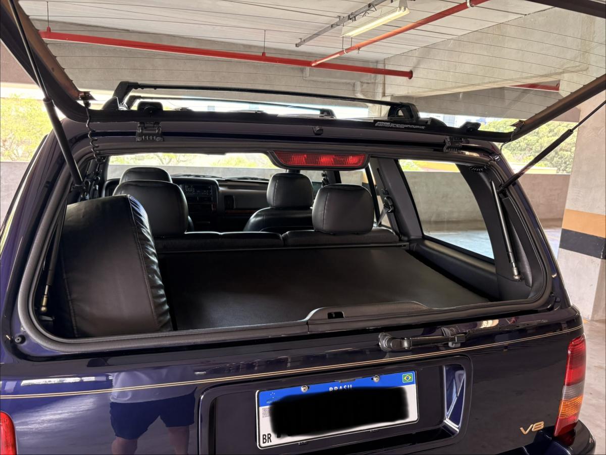 Grand Cherokee - Foto #10 do anúncio à venda de Carro clássico