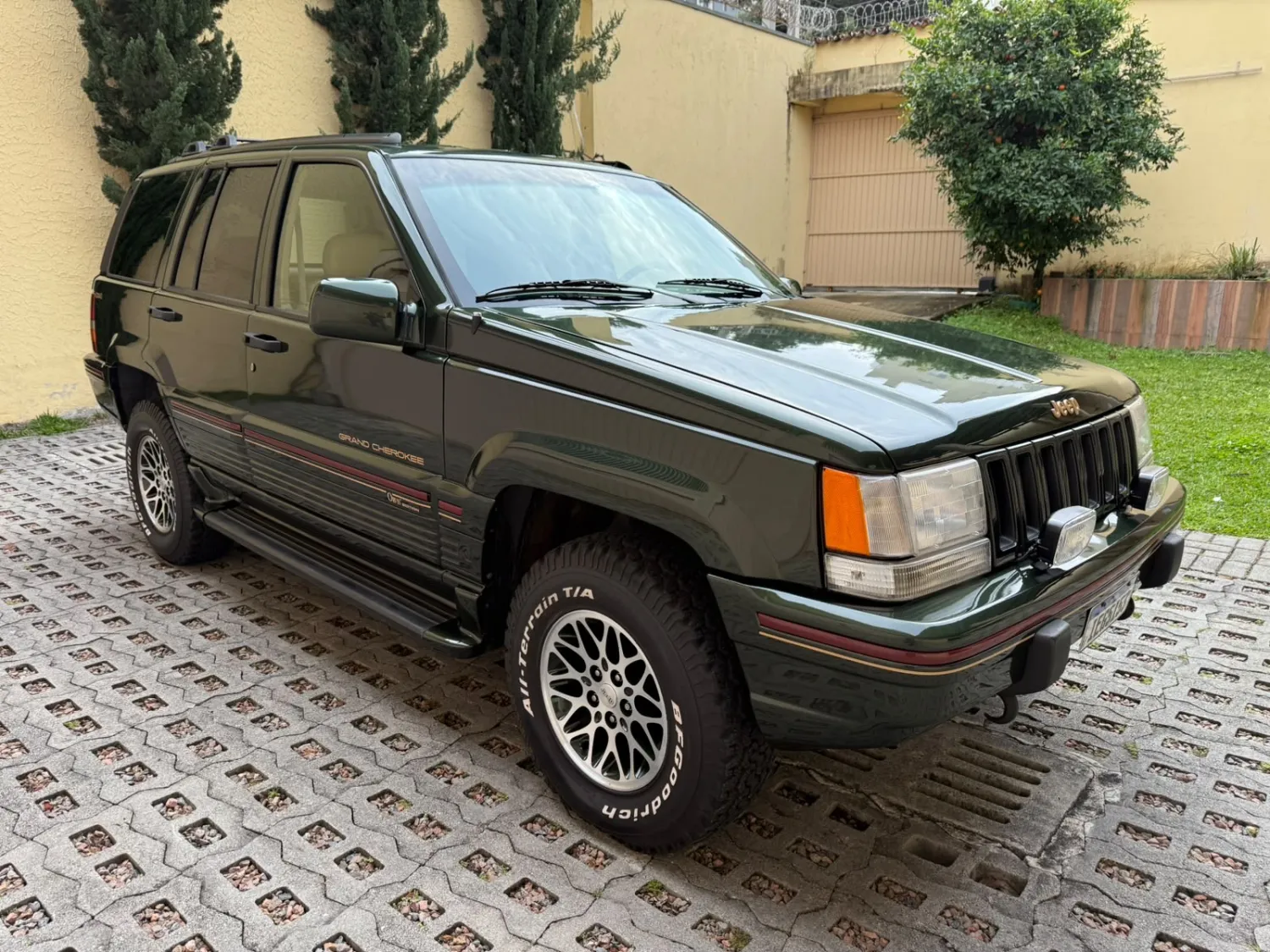 avv-jeep-grand-cherokee-venda-d19d8a9-imagem-018