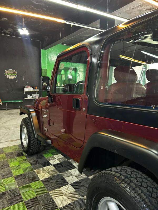 Wrangler - Foto #8 do anúncio à venda de Carro clássico
