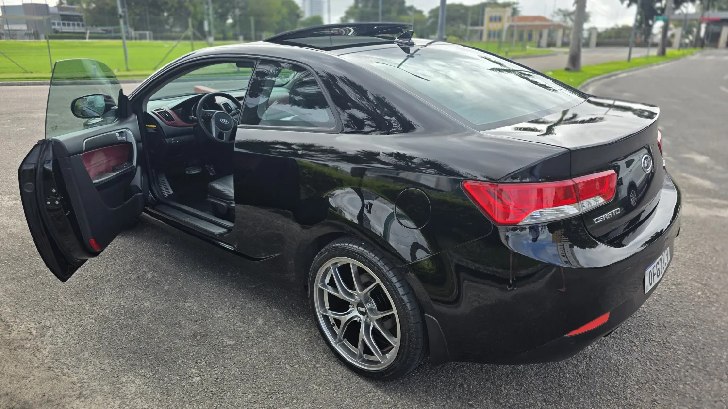 avv-kia-motors-cerato-venda-3f69e07-imagem-004