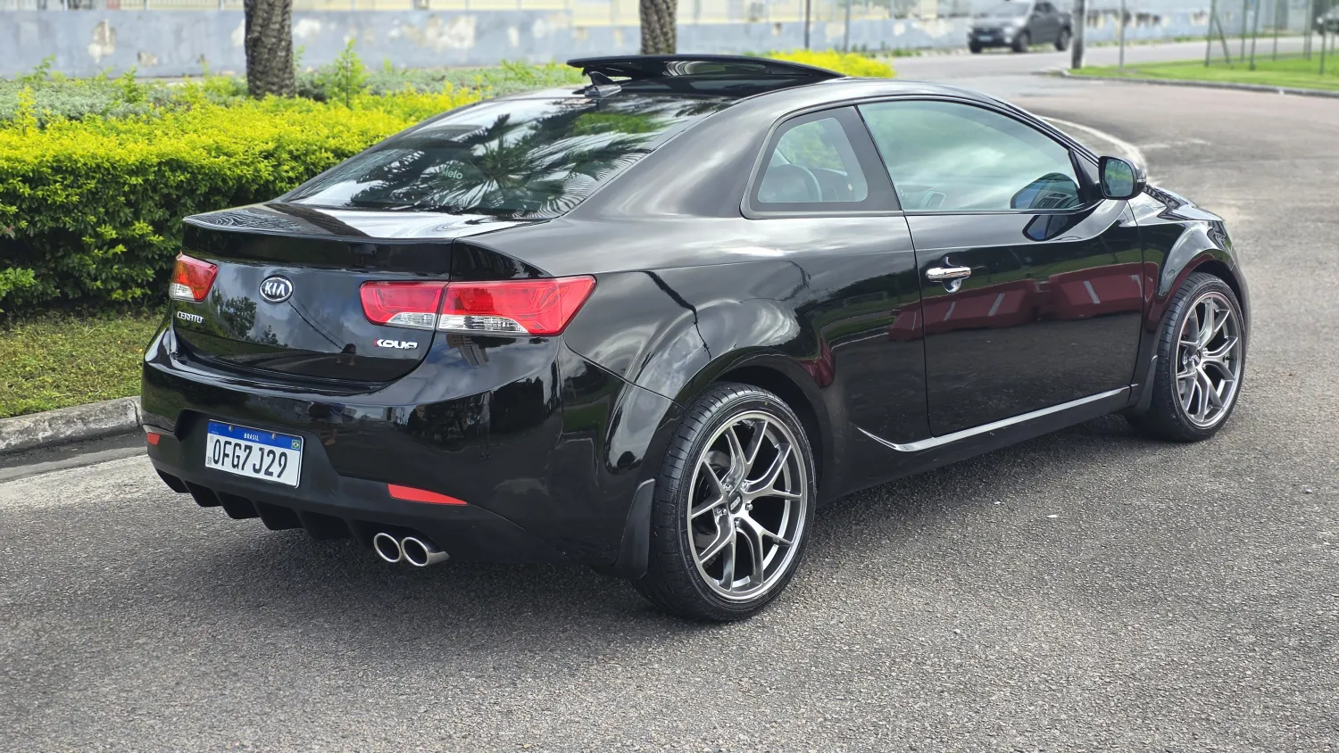 avv-kia-motors-cerato-venda-3f69e07-imagem-008