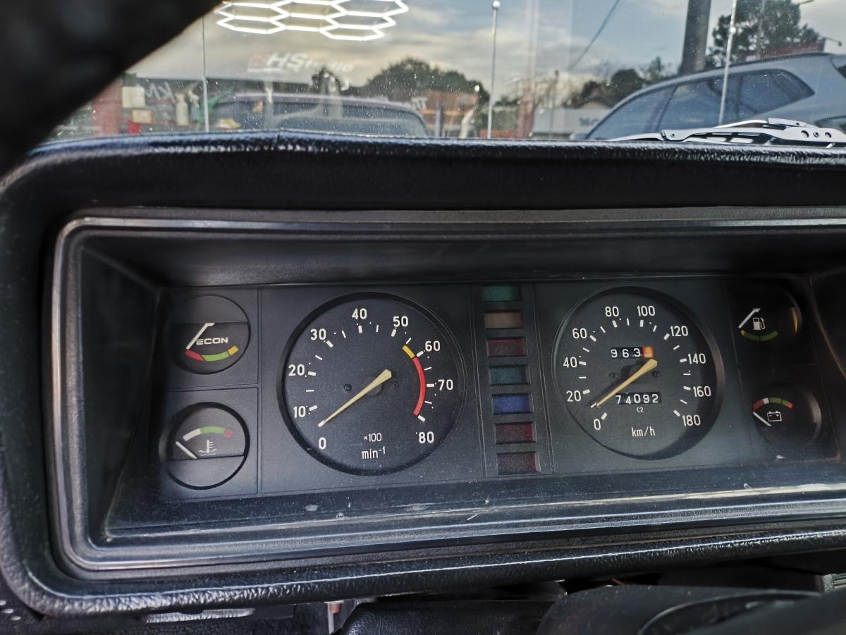 Laika - Foto #5 do anúncio à venda de Carro clássico