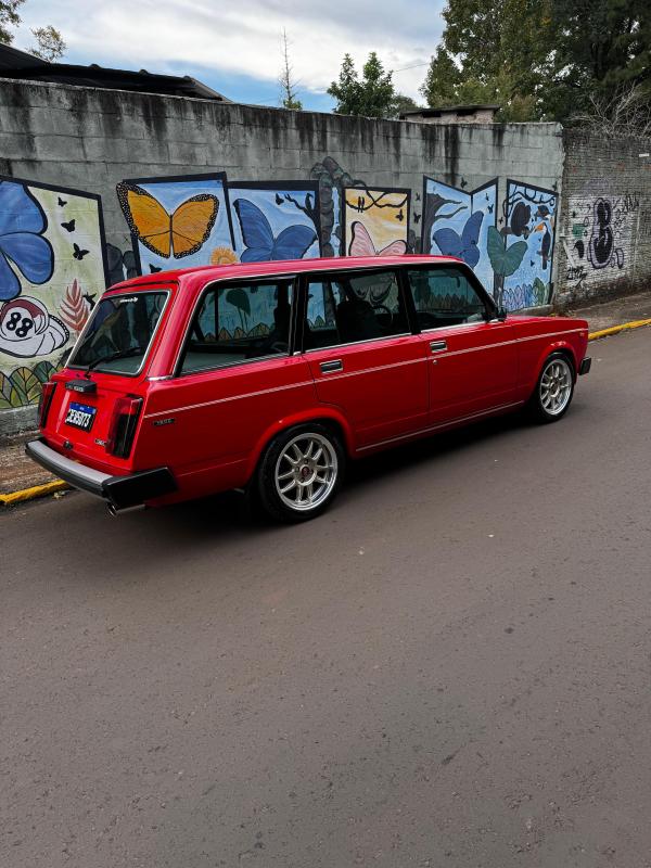 Laika - Foto #16 do anúncio à venda de Carro clássico