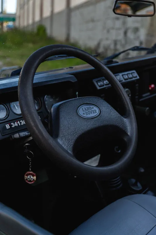 Defender - Foto #17 do anúncio à venda de Carro clássico