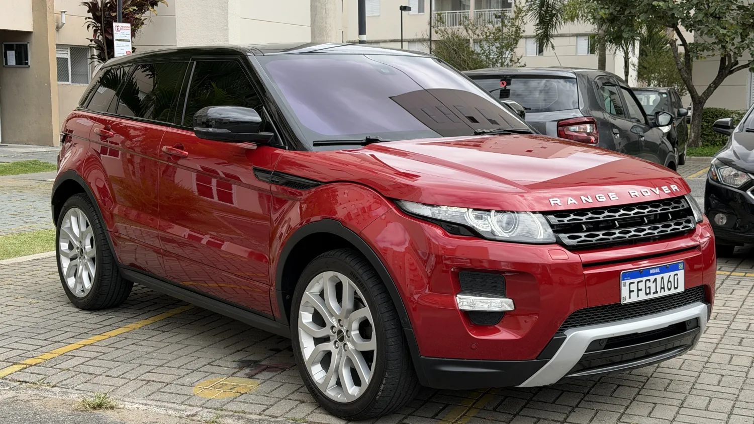 Evoque - Foto #2 do anúncio à venda de Carro clássico