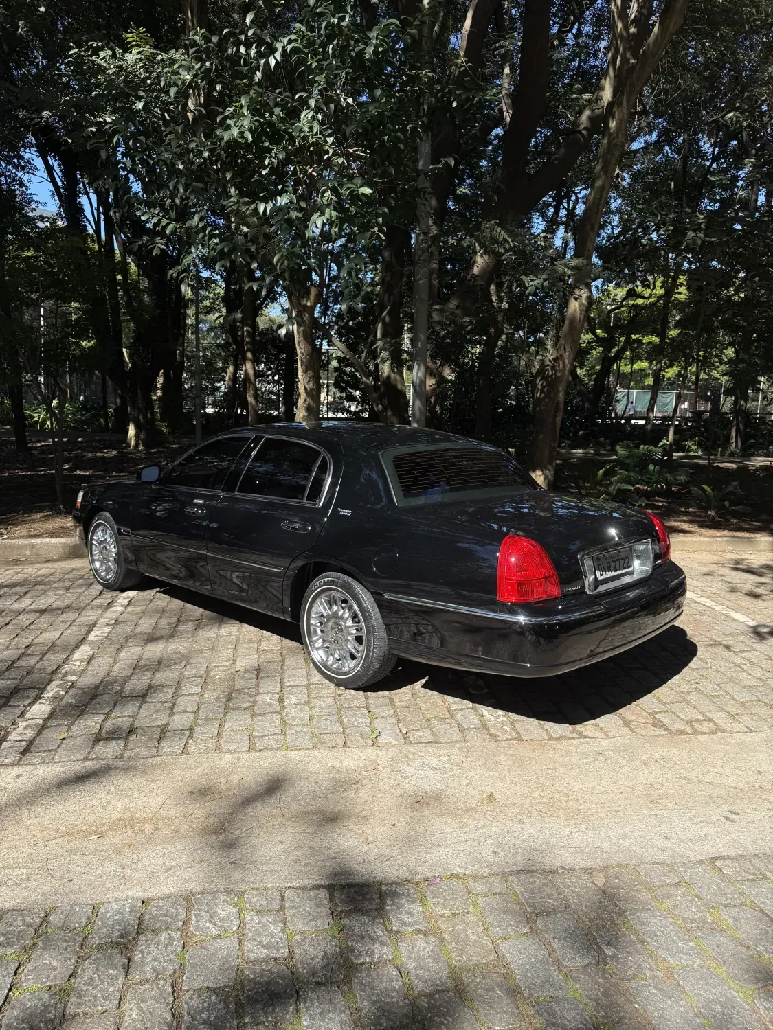 Towncar - Foto #3 do anúncio à venda de Carro clássico