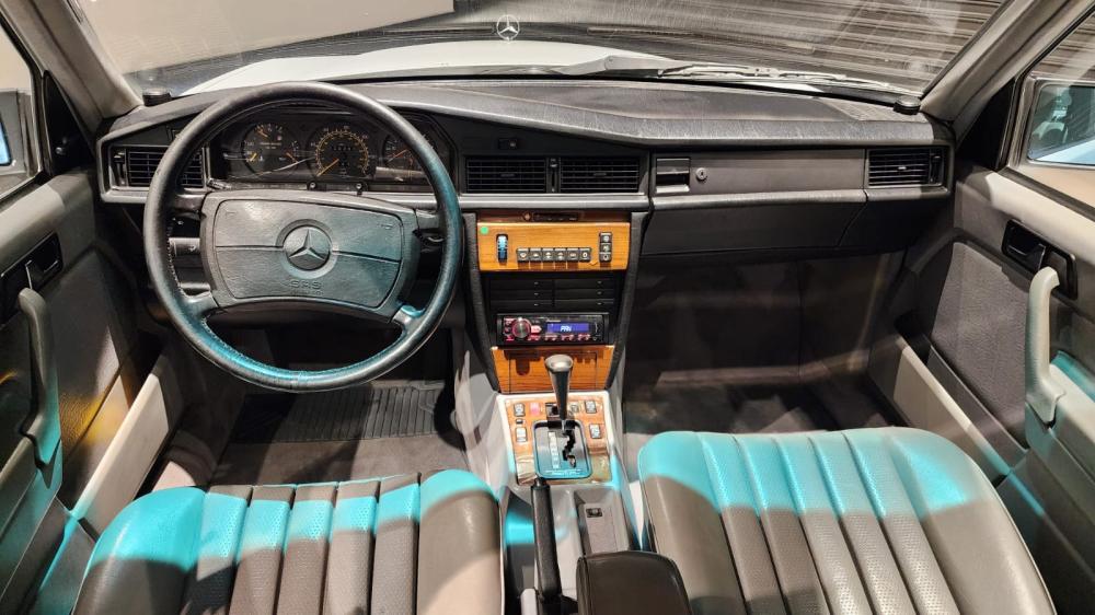 190E - Foto #13 do anúncio à venda de Carro clássico