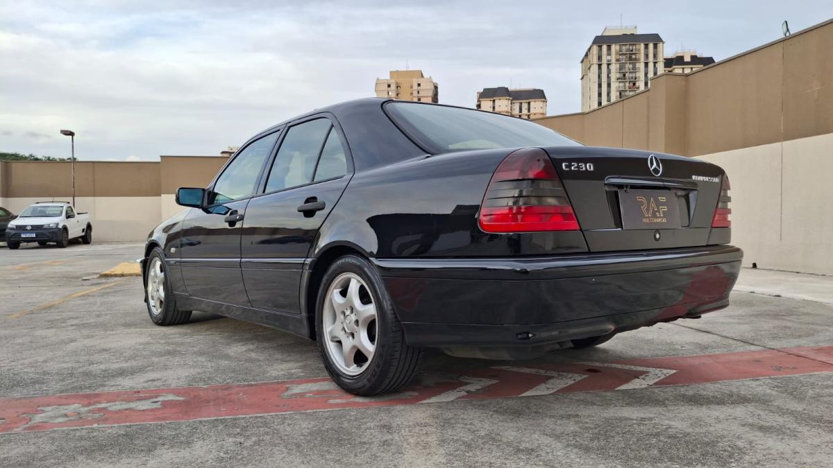 C230 - Foto #9 do anúncio à venda de Carro clássico