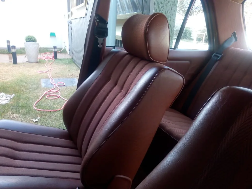 avv-mercedes-benz-250-venda-7704e96-imagem-025